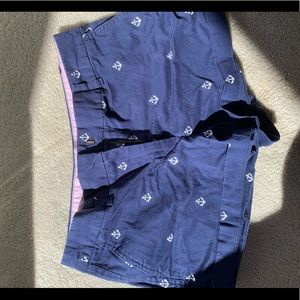 Cambridge anchor pattern shorts